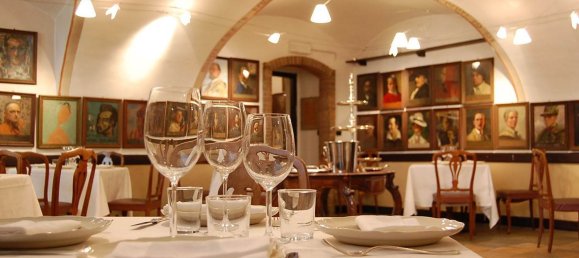 Gewerbliche Immobilie in Florence, Italy 250m², Nr. 12068 6