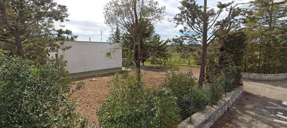 5 bedrooms House in Putignano, Italy No. 381734 3