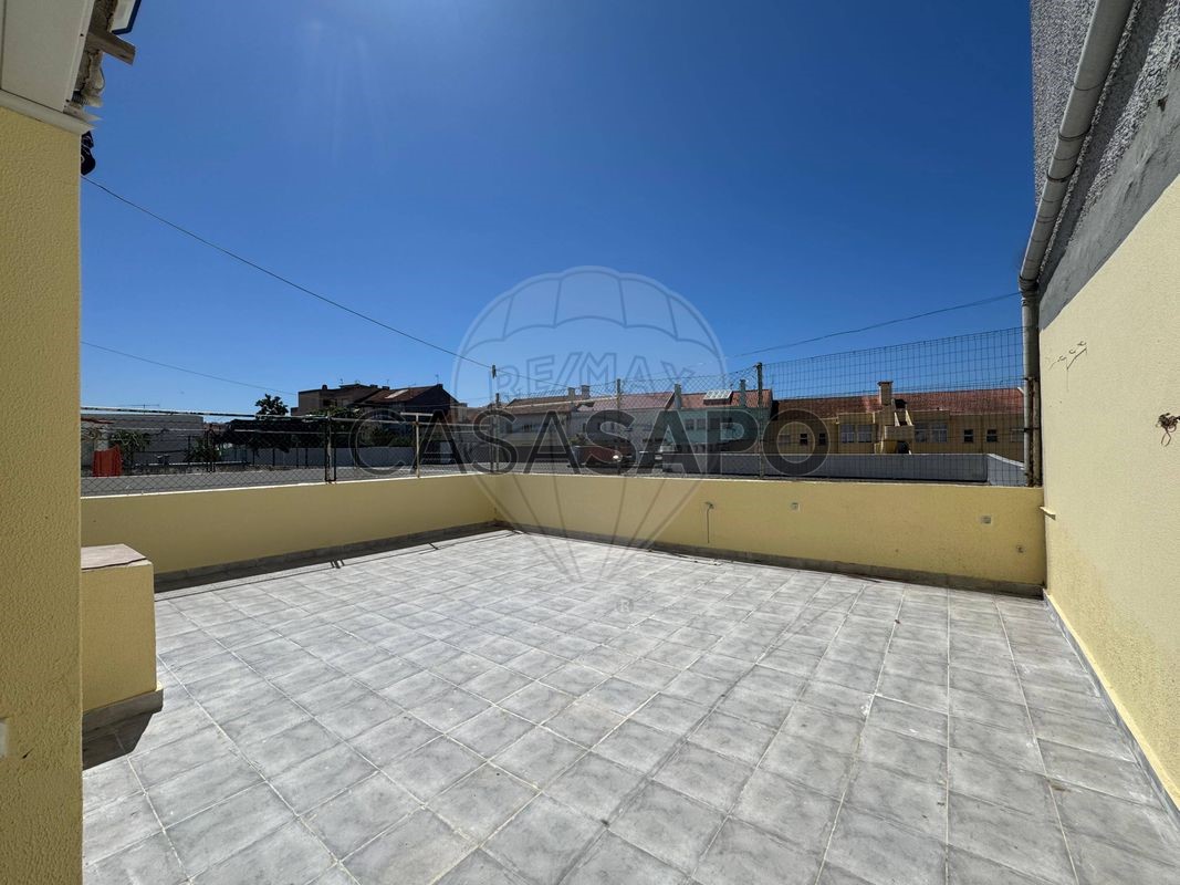 3 bedrooms Apartment in Setubal, Portugal No. 195381