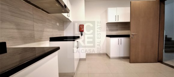 3 bedrooms Villa in Al Salam Street, UAE No. 5380 18