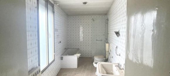 5 rooms Apartment in San Bonifacio, Italy No. 237684 11