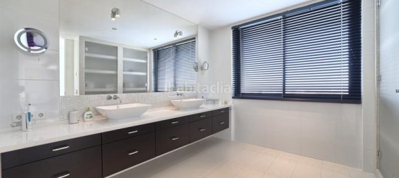 5 Schlafzimmer Villa in Malaga, Spain, Nr. 120994 2