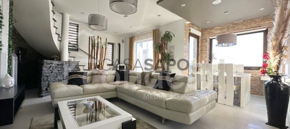 3 bedrooms House in Calheta, Portugal No. 146076 2