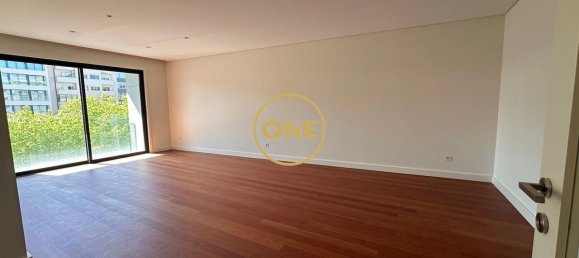 3 chambres Appartement à Matosinhos, Portugal No. 51658 8