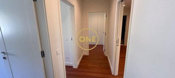 3 chambres Appartement à Matosinhos, Portugal No. 51658 11