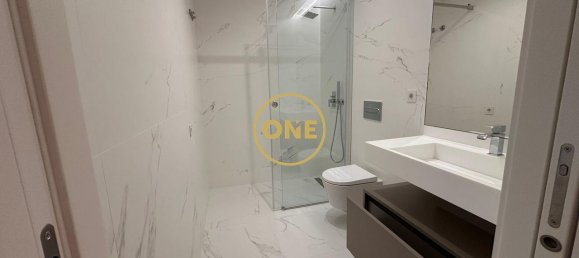 3 chambres Appartement à Matosinhos, Portugal No. 51658 24