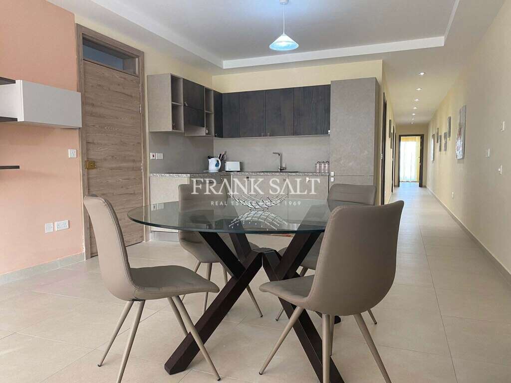 3 bedrooms Apartment in Pieta, Malta No. 11080