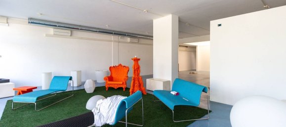 886m² Commercial property in Pordenone, Italy No. 316342 17