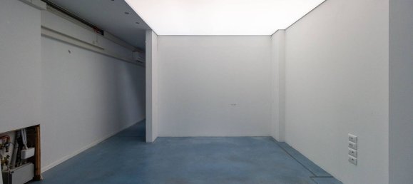 886m² Commercial property in Pordenone, Italy No. 316342 23