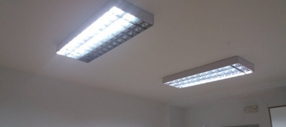 72m² Office in Segovia, Spain No. 117364 3