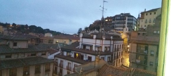 72m² Office in Segovia, Spain No. 117364 2