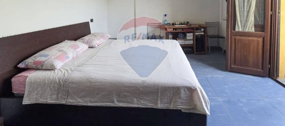 3-salle Appartement à Fara Filiorum Petri, Italy No. 264770 10