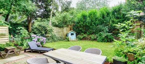 Apartamento de 3 dormitorios en Eimsbuttel, Germany No. 363853 3