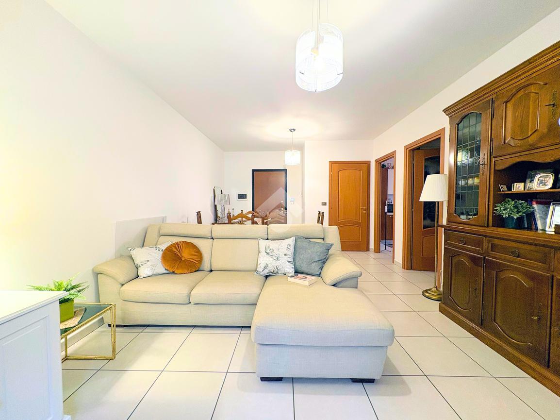 3 rooms Apartment in La Loggia, Italy No. 236673