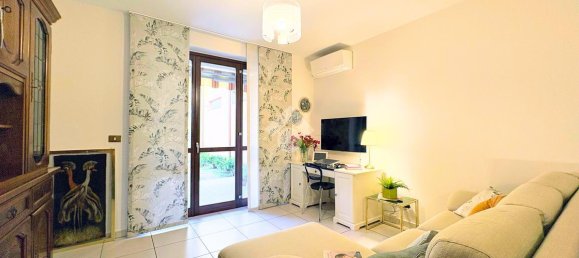 3 rooms Apartment in La Loggia, Italy No. 236673 2