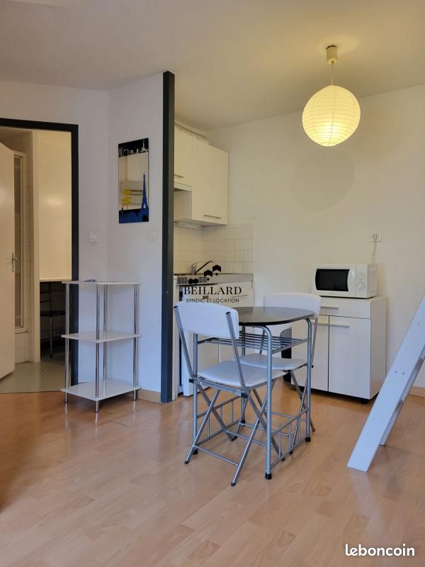 Studio in Pau, France No. 340560