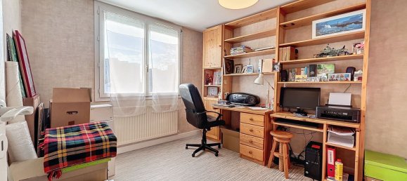 Casa de 5 dormitorios en Reims, France No. 49492 12