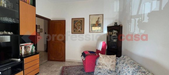 7 rooms Apartment in Florence, Italy No. 203098 10