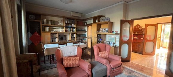 7 rooms Apartment in Florence, Italy No. 203098 5