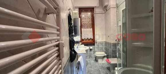 7 rooms Apartment in Florence, Italy No. 203098 16