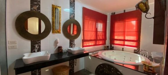 6 bedrooms Commercial property in Chiang Mai, Thailand No. 21949 8