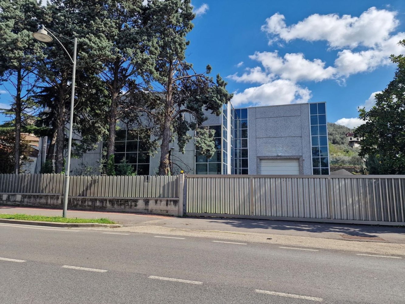 5160m² Office in Calenzano, Italy No. 169603