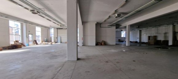 5160m² Office in Calenzano, Italy No. 169603 17