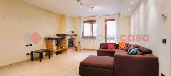 4-salle Villa à Locate di Triulzi, Italy No. 24815 3