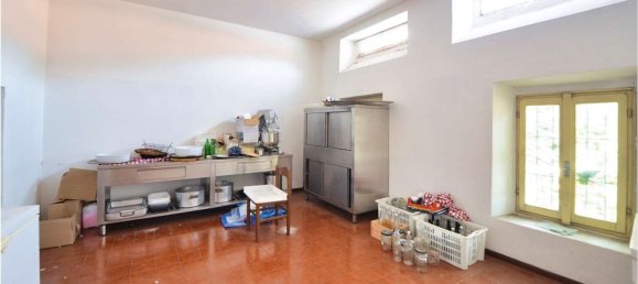 بناية في Cassina Rizzardi, Italy 390متر مربع رقم 333727 42