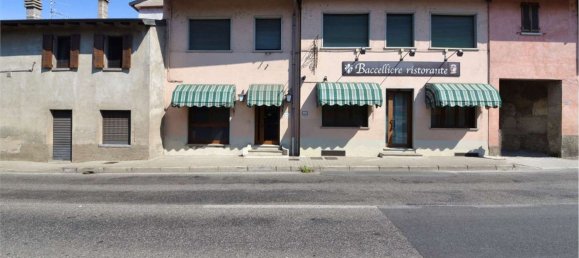 بناية في Cassina Rizzardi, Italy 390متر مربع رقم 333727 2