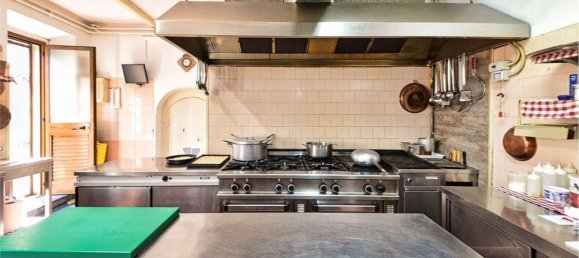 بناية في Cassina Rizzardi, Italy 390متر مربع رقم 333727 28