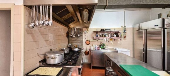 بناية في Cassina Rizzardi, Italy 390متر مربع رقم 333727 25