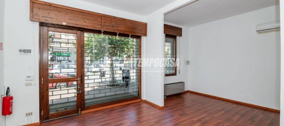 4-Zimmer Haus in Peschiera Borromeo, Italy, Nr. 338797 2