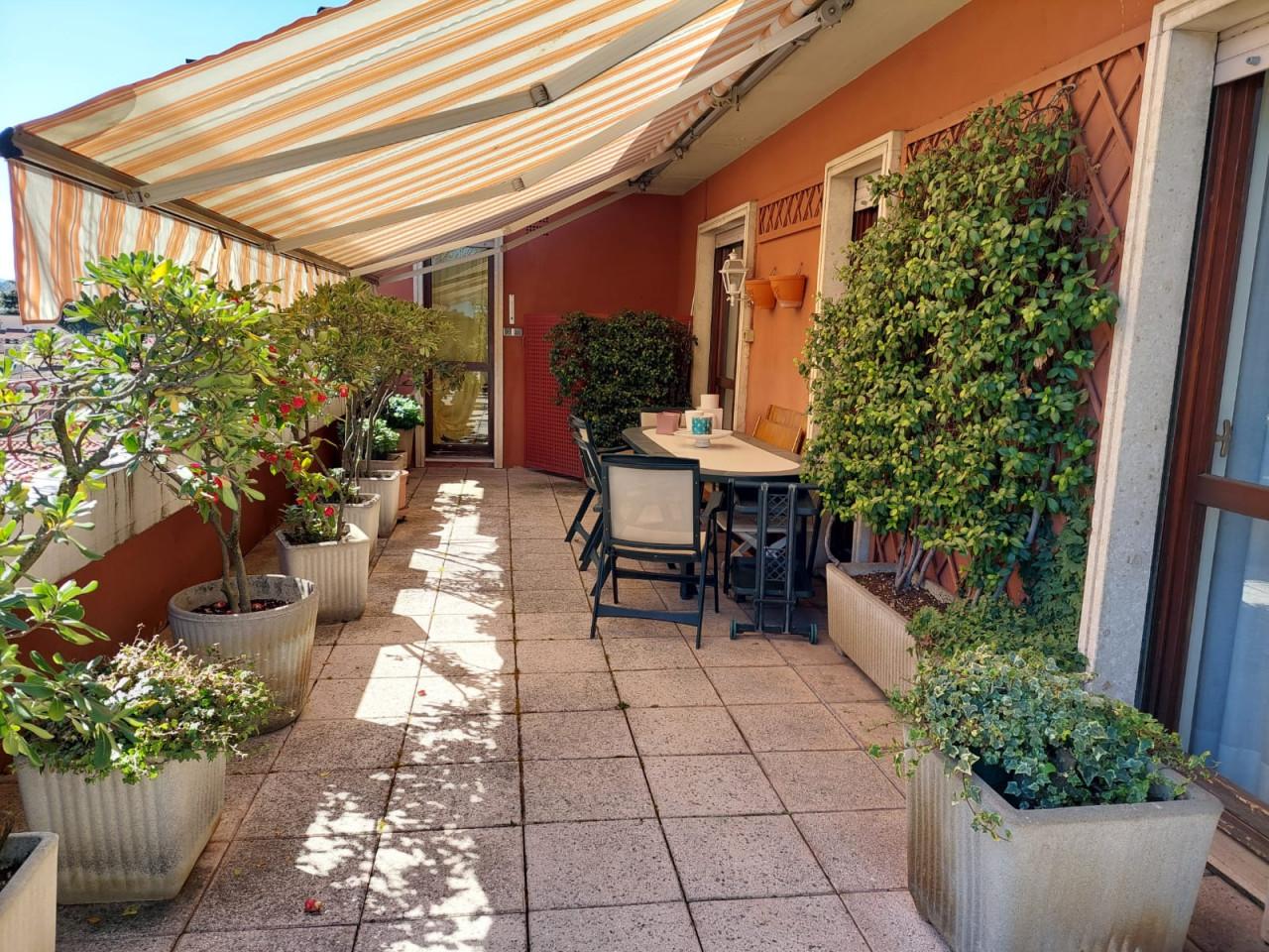 5 rooms Penthouse in Vicenza, Italy No. 230560