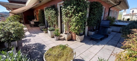 5 rooms Penthouse in Vicenza, Italy No. 230560 2