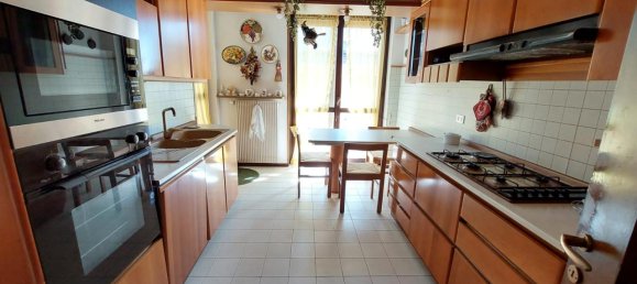 5 rooms Penthouse in Vicenza, Italy No. 230560 5