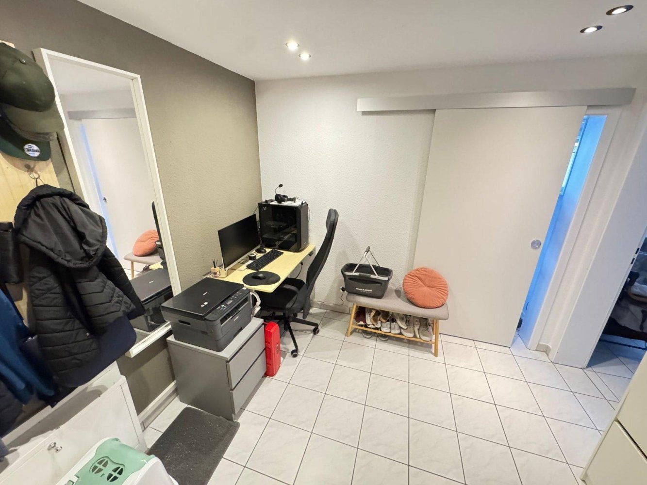 Квартира с 2 комнатами в Фирзен, Германия № 357450