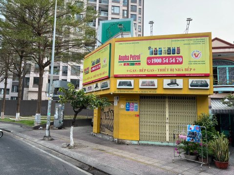 176m² Townhouse in District 4, Vietnam No. 13121