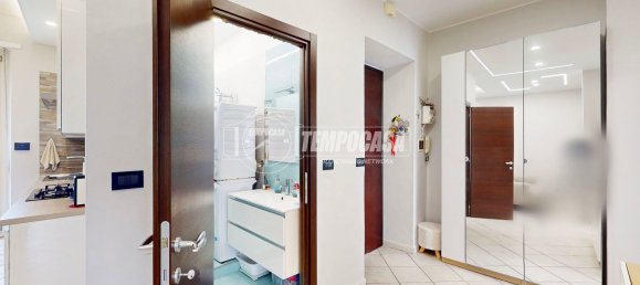 3 rooms Apartment in Turin, Italy No. 271236 10
