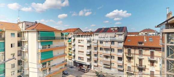 3 rooms Apartment in Turin, Italy No. 271236 13