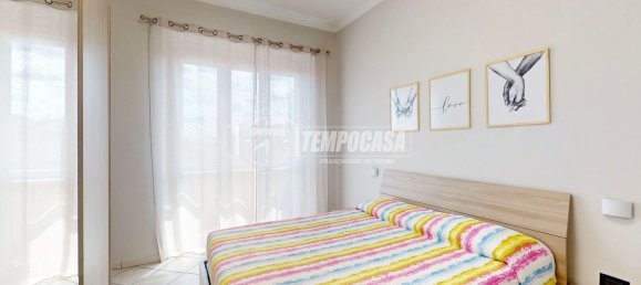 3 rooms Apartment in Turin, Italy No. 271236 9