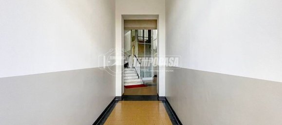 3 rooms Apartment in Turin, Italy No. 271236 12