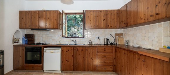 2 bedrooms Villa in Tochni, Cyprus No. 23204 4