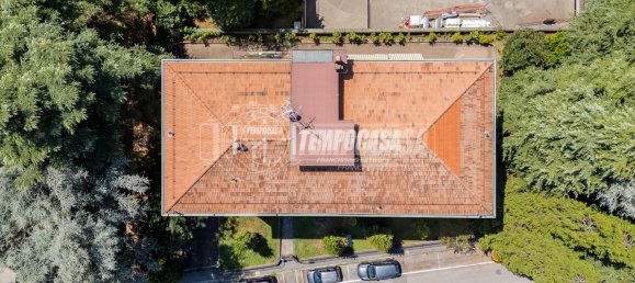 Квартира с 3 комнатами в Кастеназо, Италия № 286553 3