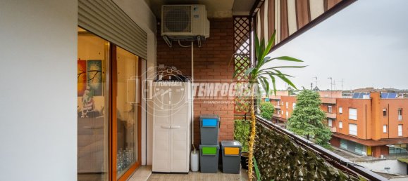 Квартира с 3 комнатами в Кастеназо, Италия № 286553 11