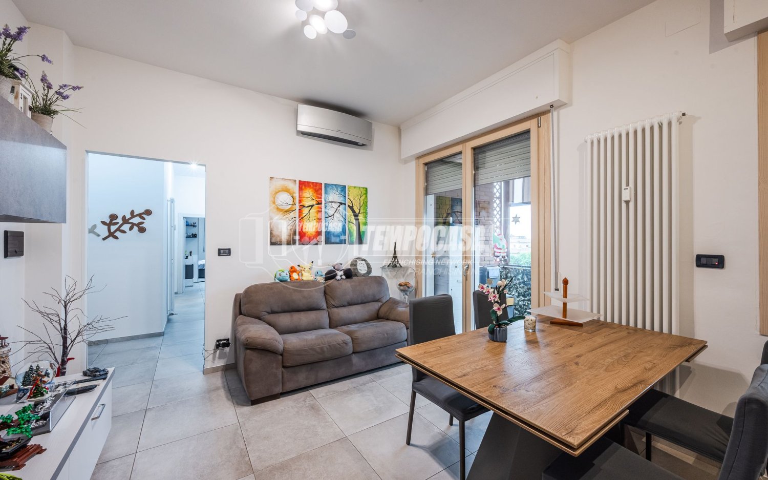 Квартира с 3 комнатами в Кастеназо, Италия № 286553