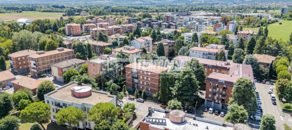 Квартира с 3 комнатами в Кастеназо, Италия № 286553 19