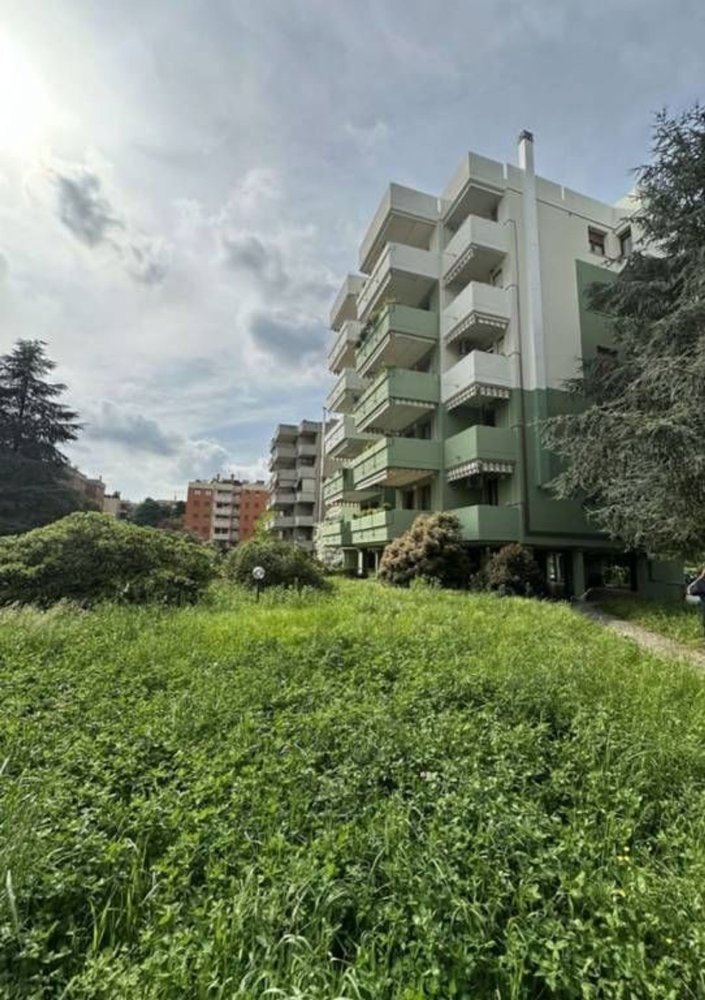 Apartamento de 3 habitaciónes en Cesano Maderno, Italy No. 6701
