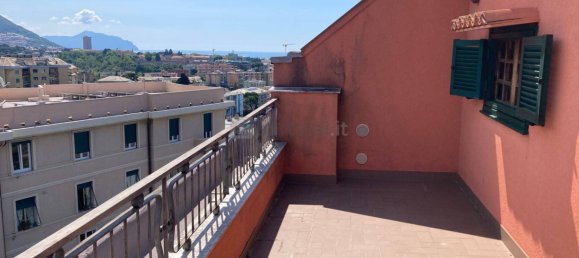 3 bedrooms Penthouse in Genoa, Italy No. 329912 9