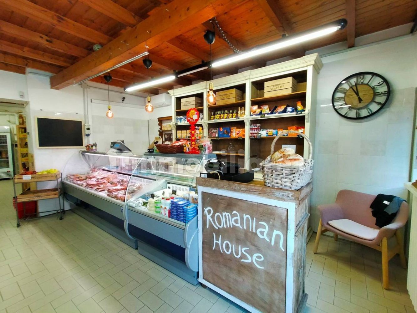 1 room Commercial property in Lodi, Italy No. 126275